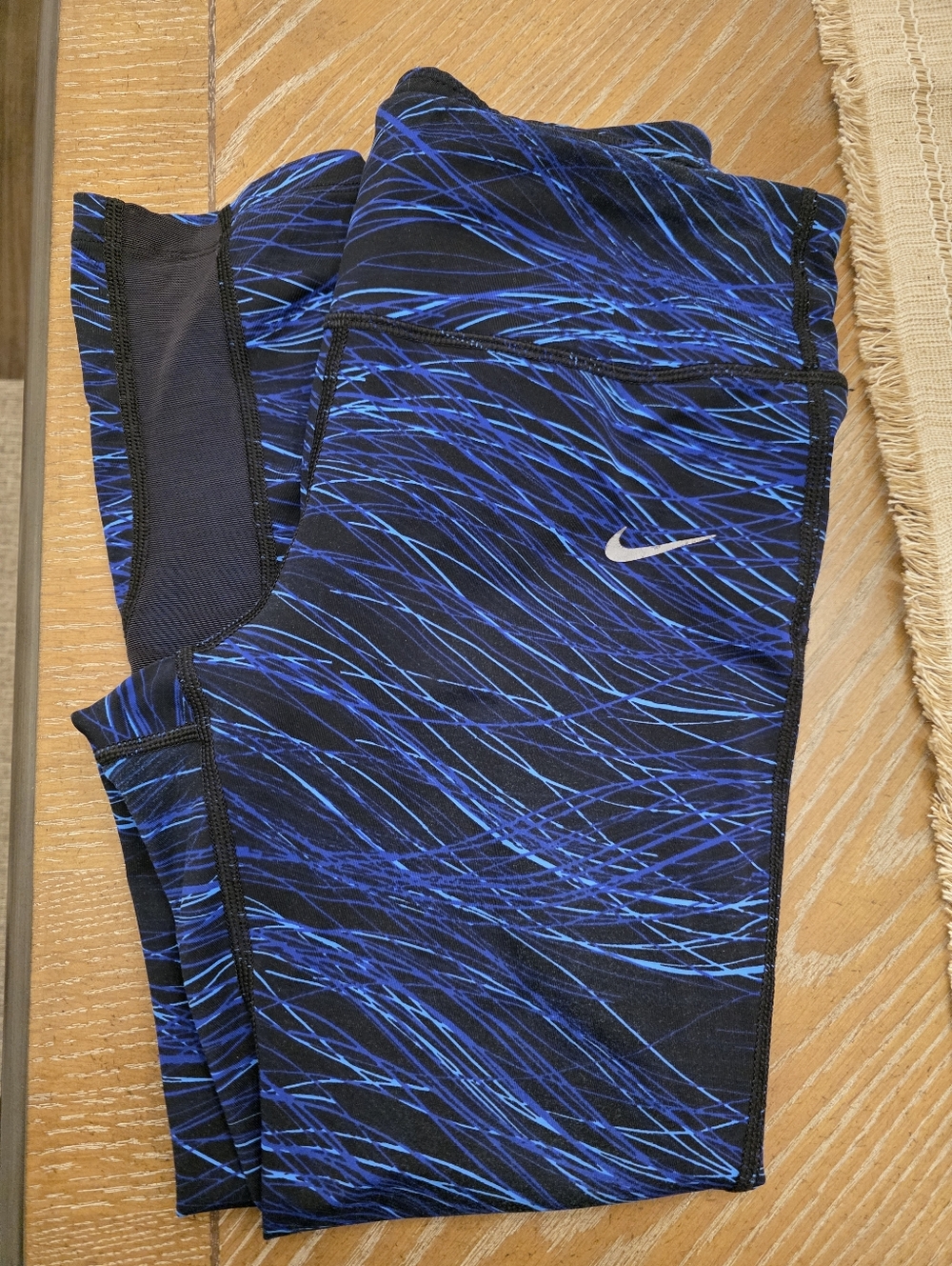 Nike Power Epix Lux Cropped Leggings Size Small